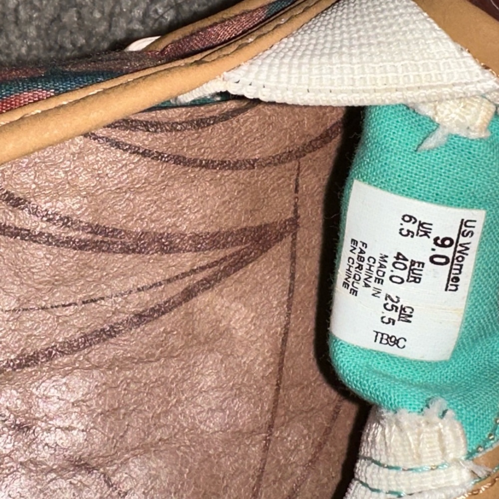 Vans Leaf Pattern Slip-Ons in Brown and Teal - Picture 3 of 3